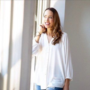 Cabi The Ideal Button-up Blouse 5715. Medium NWT